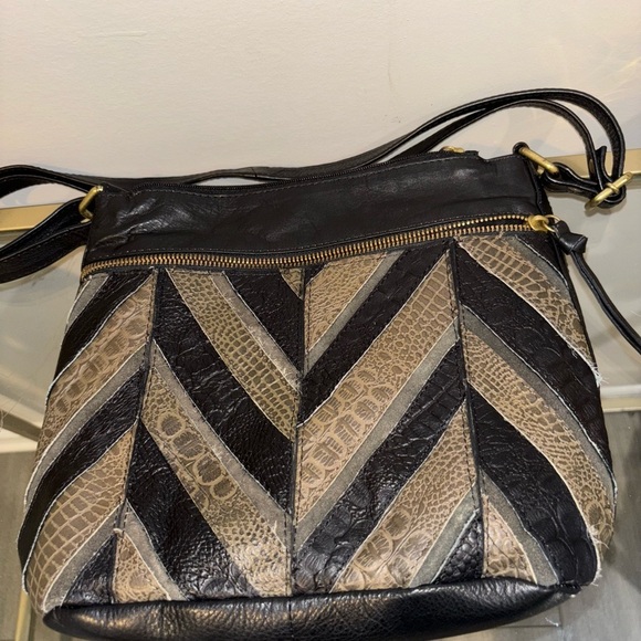 Great American Leather Works Patchwork Crossbody Handbag Black and Brown - Picture 11 of 15